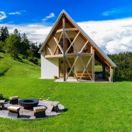 House On The Hill Wellness Chalet - Happy