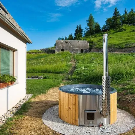 Chalet House On The Hill Wellness Chalet - Happy Spodnja Idrija