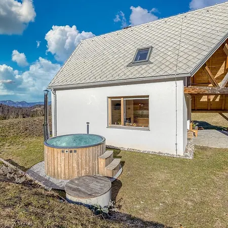 House On The Hill Wellness Chalet - Happy Chalet *