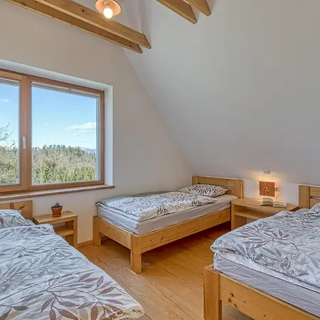 House On The Hill Wellness Chalet - Happy Chalet