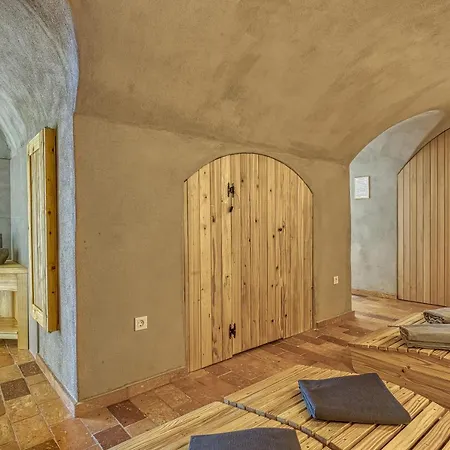 House On The Hill Wellness Chalet - Happy Chalet *